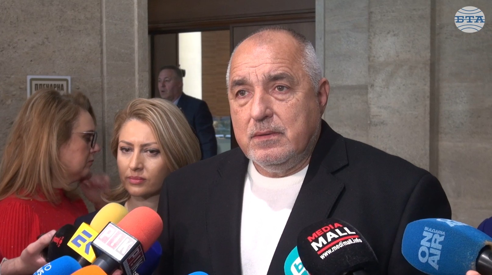 Две са предложенията за пенсиите - по-ниските да се увеличат по швейцарското правило, останалите с процент от инфлацията, обясни Бойко Бориосв