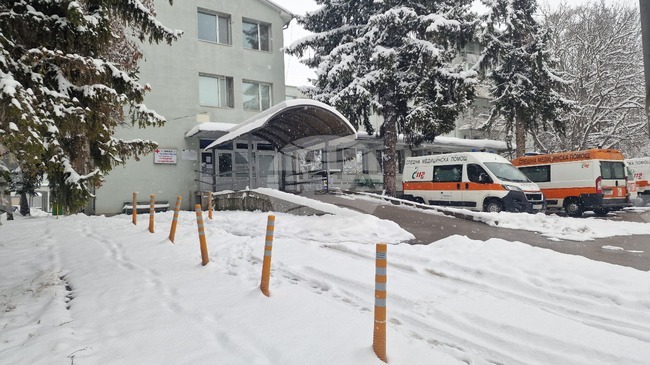 Пациентка пострада при катастрофа на линейка в град Завет