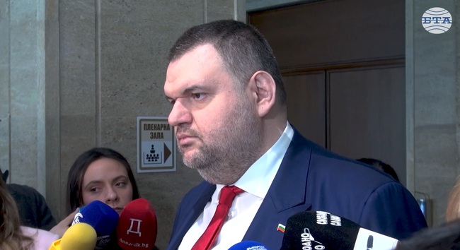 Според Делян Пеевски бюджетът, предложен от правителството, е престъпен към българските пенсионери и ако се приеме, правителството ще падне