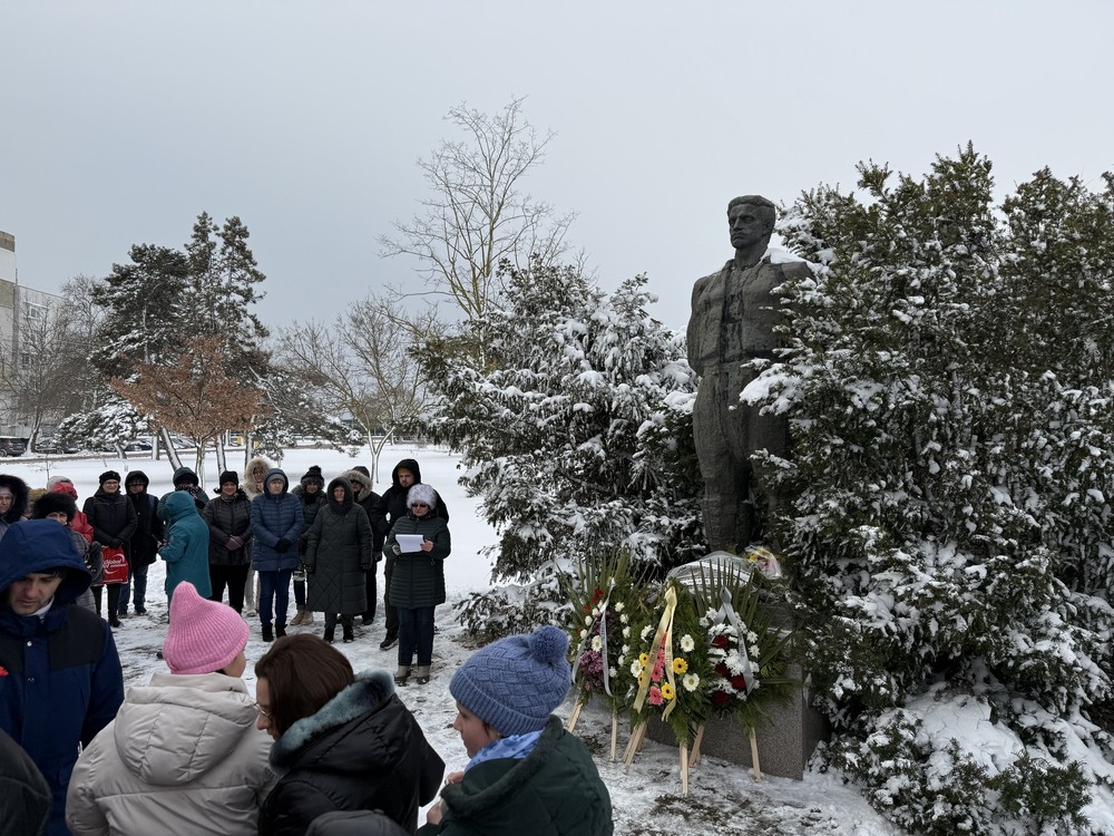 Балчик, Генерал Тошево и Тервел отбелязаха 152 години от кончината на Апостола на свободата с поднасяне на венци и цветя