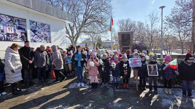 Сопот почете 152 години от гибелта на Апостола на свободата Васил Левски 