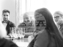 В Младежкия театър започнаха репетициите на „Сън в лятна нощ”, снимка – Младежки театър