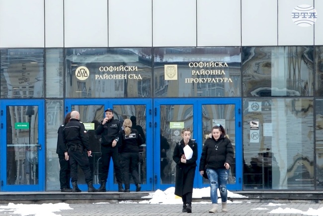 Съдът наложи мярка за неотклонение "подписка" спрямо Димо Алексиев и не даде ход на делото по същество 