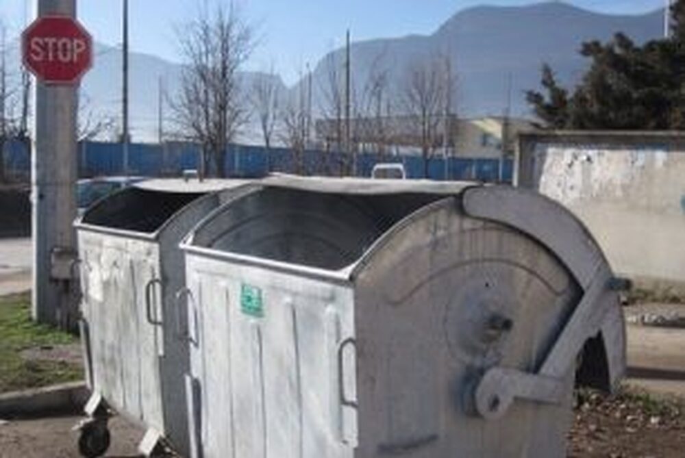 Заради очакваните ниски температури от 20 до 24 февруари се преустановява извозването на отпадъци от домакинствата в община Костинброд 