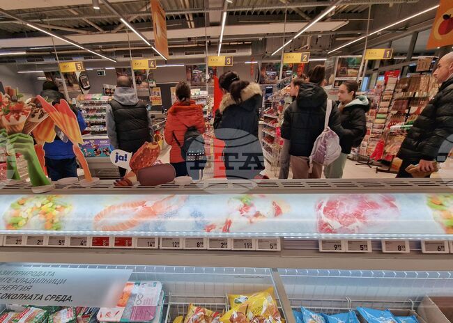 Мобилно приложение на НАП дава възможност на потребителите да проверяват дали касовите бележки са истински