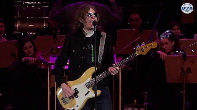 Глен Хюз в София: Отново откраднахте сърцето ми