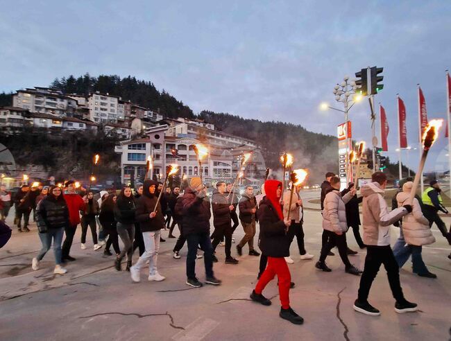 Смолян - Васил Левски - факелно шествие