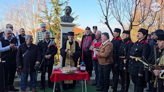 Официално беше открит втори паметник на Апостола на свободата в Петрич