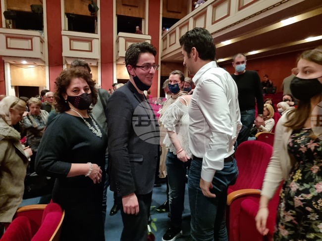  Музикален театър - Кирил Петков - Атанас Атанасов