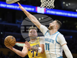Hornets Lakers Basketball