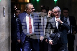 Парламент - заседание