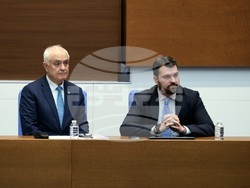 Парламент - заседание