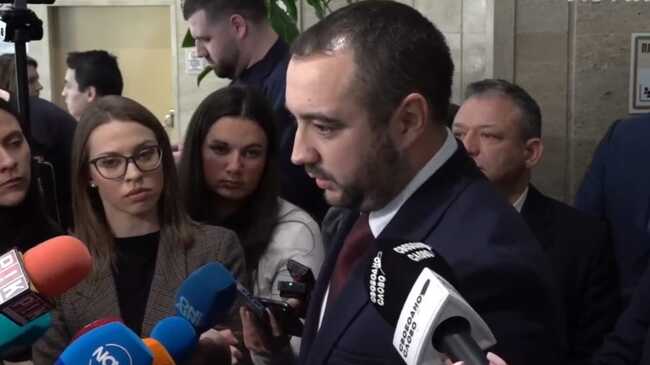 Галин Дурев: България няма да изпраща войници в Украйна