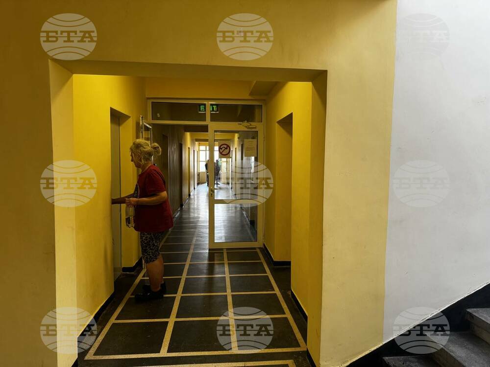 Център за временно настаняване "Света София" - раздаване на храна