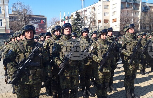 Хасково - български военни - контингент Косово - церемония по изпращане