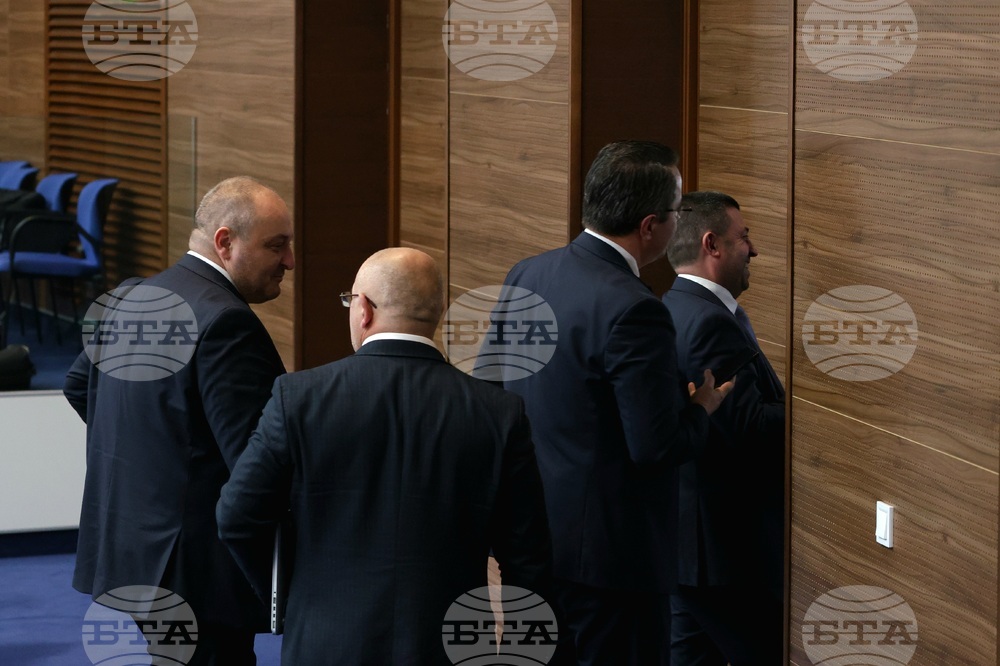 Парламент - заседание