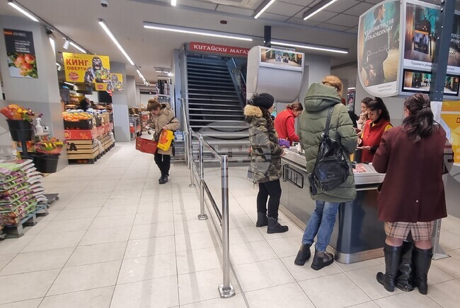 Шумен - хранителни магазини - клиенти