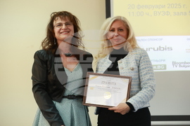 Награди за образование по икономика в средните училища за 2024 - церемония