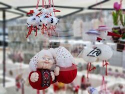 Ямбол - мартеници - базар