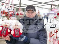 Ямбол - мартеници - базар