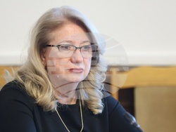 Народно събрание - Комисия по туризъм - заседание - Ирена Георгиева