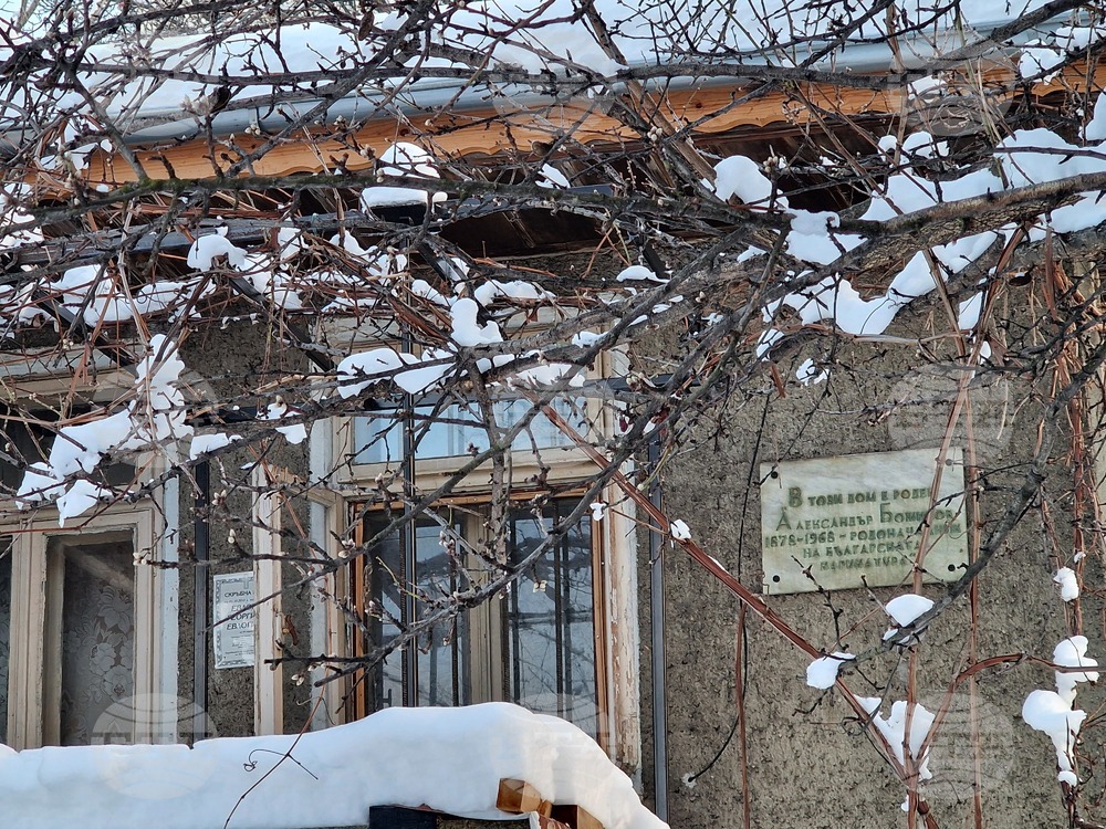 В Свищов ще отбележат 147 години от рождението на художника Александър Божинов с поднасяне на цветя пред родната му къща