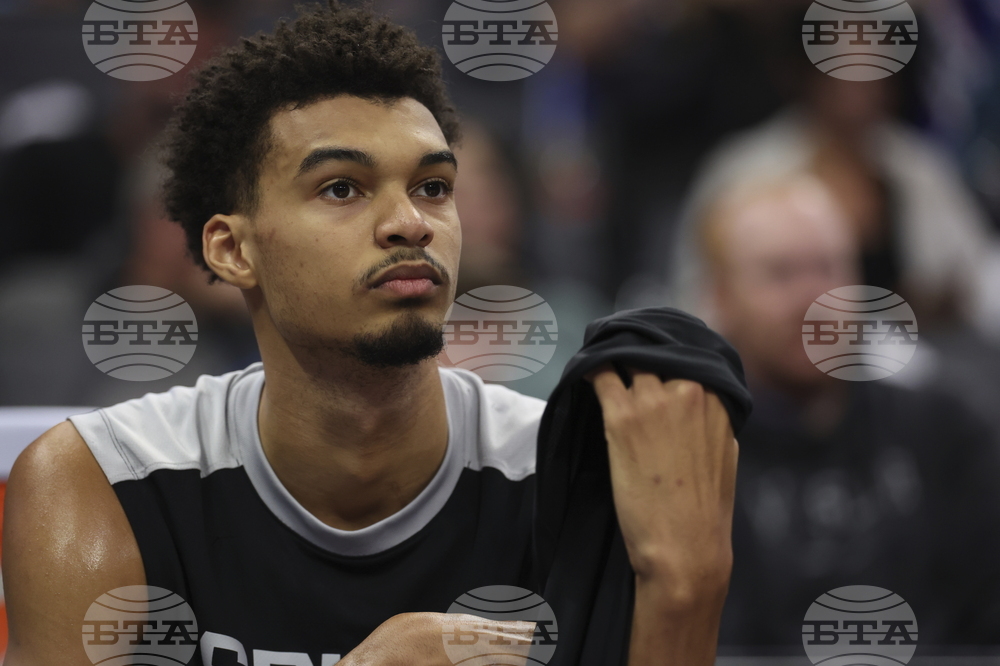 Французинът Виктор Уембаняма смята, че Сан Антонио Спърс е достатъчно добър, за да стигне до плейофите в НБА