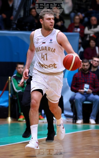 Александър Везенков пожела успех на Националния пресклуб на БТА в Атина при откриването му