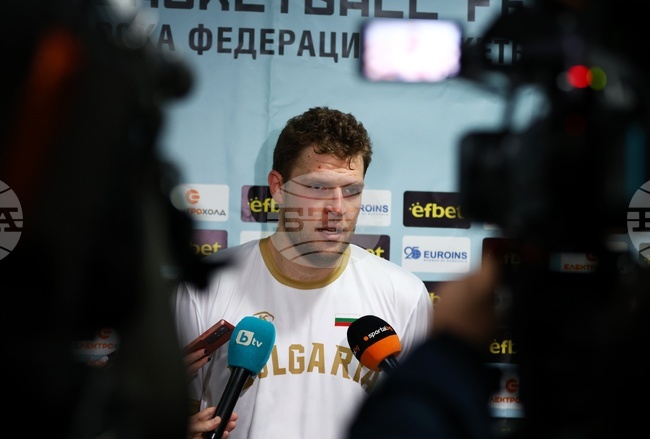 Александър Везенков в Самоков: "Опитвам всеки ден да товаря малко повече глезена ми, за да видим как ще реагира"