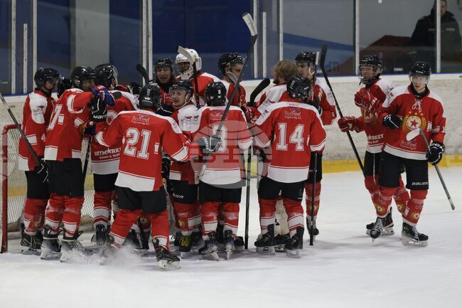 Ирбис-Скейт победи НСА и донесе купата на България по хокей на лед на ЦСКА