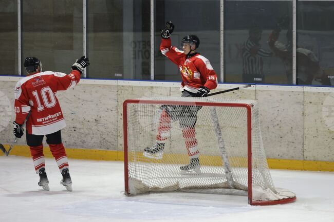 ЦСКА победи Ирбис-Скейт и запази надежди за спечелване на Купата на България по хокей на лед