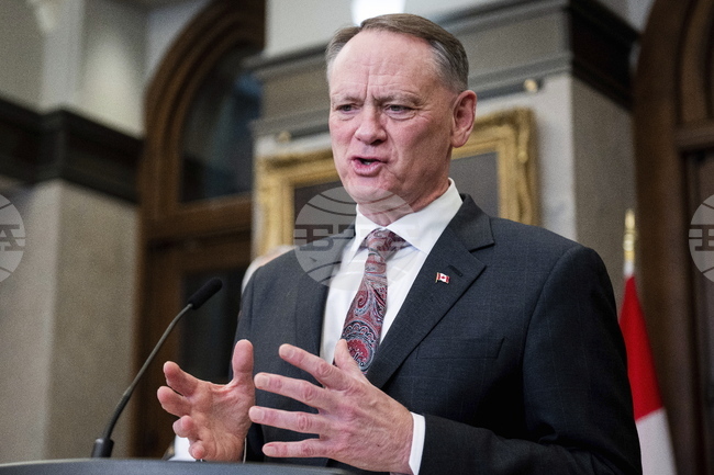 Канада ще предостави на Украйна 185 млн. евро военна помощ и ще санкционира сенчестия флот на Русия