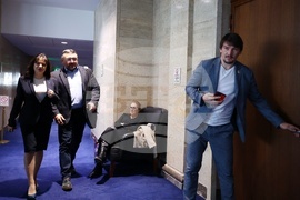 Парламент - заседание