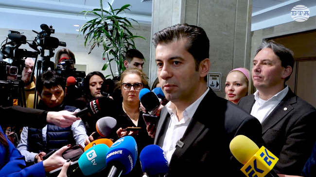 Когато погледнем номинациите, които ни се готвят за регулаторите за следващите 5-7 години, нещата изглеждат трагични, каза Кирил Петков