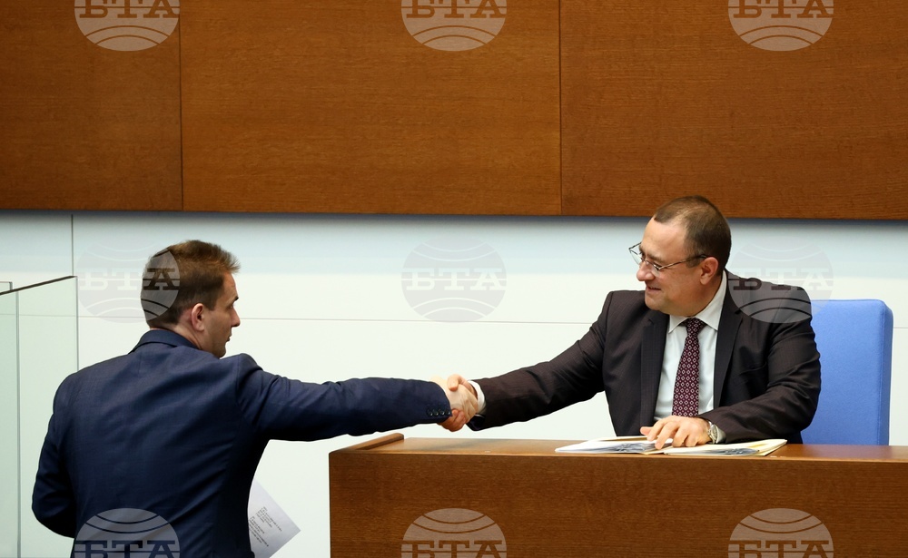 АПИ планира през 2025 г. да проведе обществена поръчка за изработване на технически проект за основен ремонт на участък от Северната скоростна тангента, съобщи министър Иванов