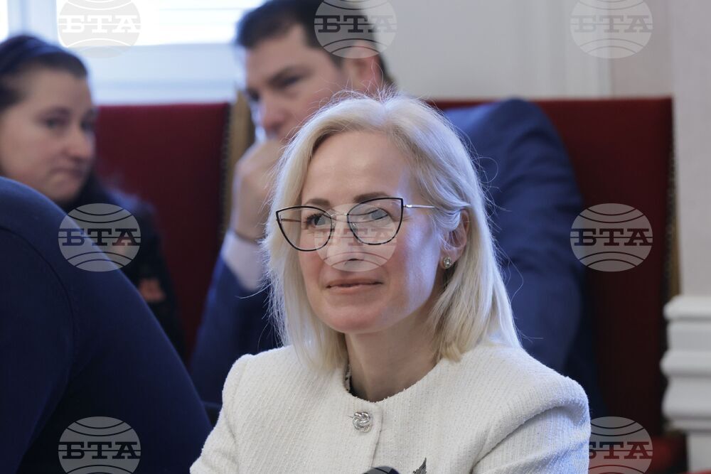 Народно събрание - „Цените на храните - проблеми и законодателни решения“ - дискусия