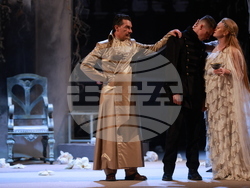 Театър "Българска армия" - "Хамлет" - предпремиера