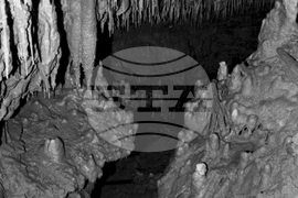 Пещера „Бисерна“ в Природен парк „Шуменско плато“