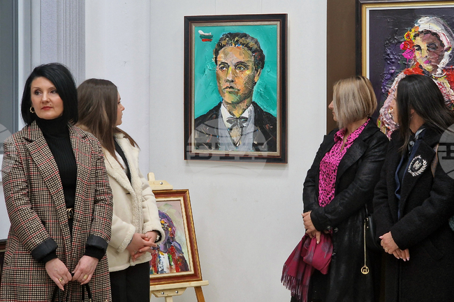 Разград - изложба - Орхан Исмаил