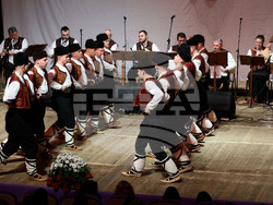 Варна - ВСУ „Черноризец Храбър” - концерт-спектакъл „Стъпяй, пристъпяй”