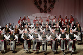 Варна - ВСУ „Черноризец Храбър” - концерт-спектакъл „Стъпяй, пристъпяй”