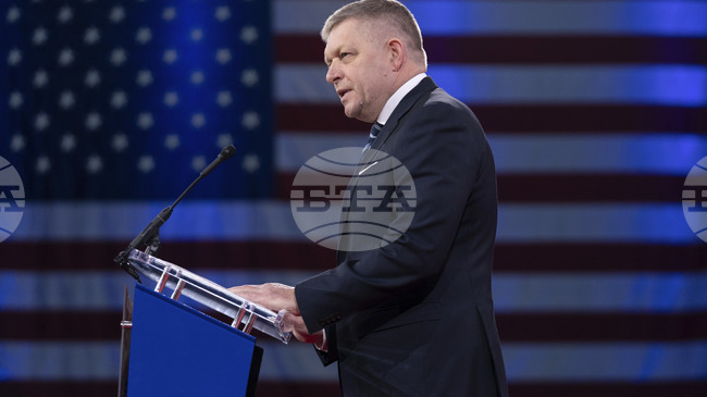 ТАСР: Словашкият премиер Роберт Фицо ще се срещне с Доналд Тръмп в събота