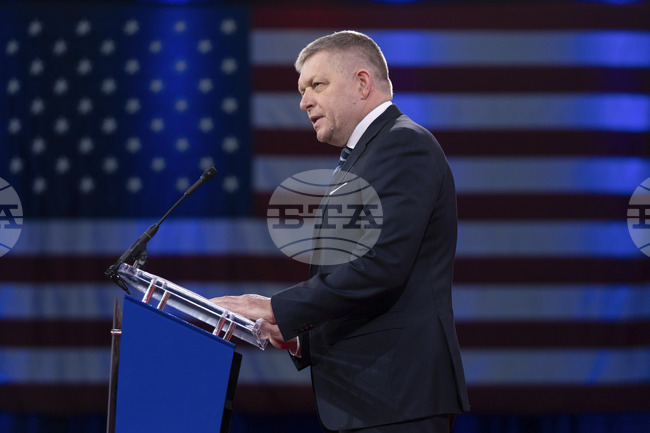 ТАСР: Словашкият премиер Роберт Фицо ще се срещне с Доналд Тръмп в събота