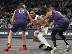 Pelicans Mavericks Basketball