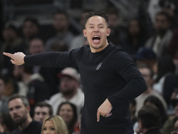 Pistons Spurs Basketball