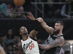 Pistons Spurs Basketball