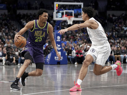 Pelicans Mavericks Basketball