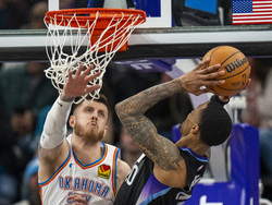 Thunder Jazz Basketball