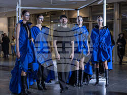 Кадър от пърформанса към изложбата Biomorphic³ на Николай Божилов. Снимка: Владислава Григорова