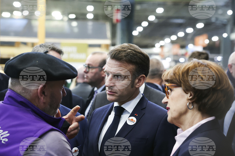 Франция подкрепя ограничаването на износа на украинско зърно за ЕС, заяви френската министърка на селското стопанство
